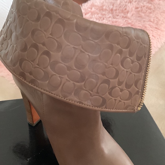Beautiful tan colored mid calf Coach boots - Picture 4 of 5
